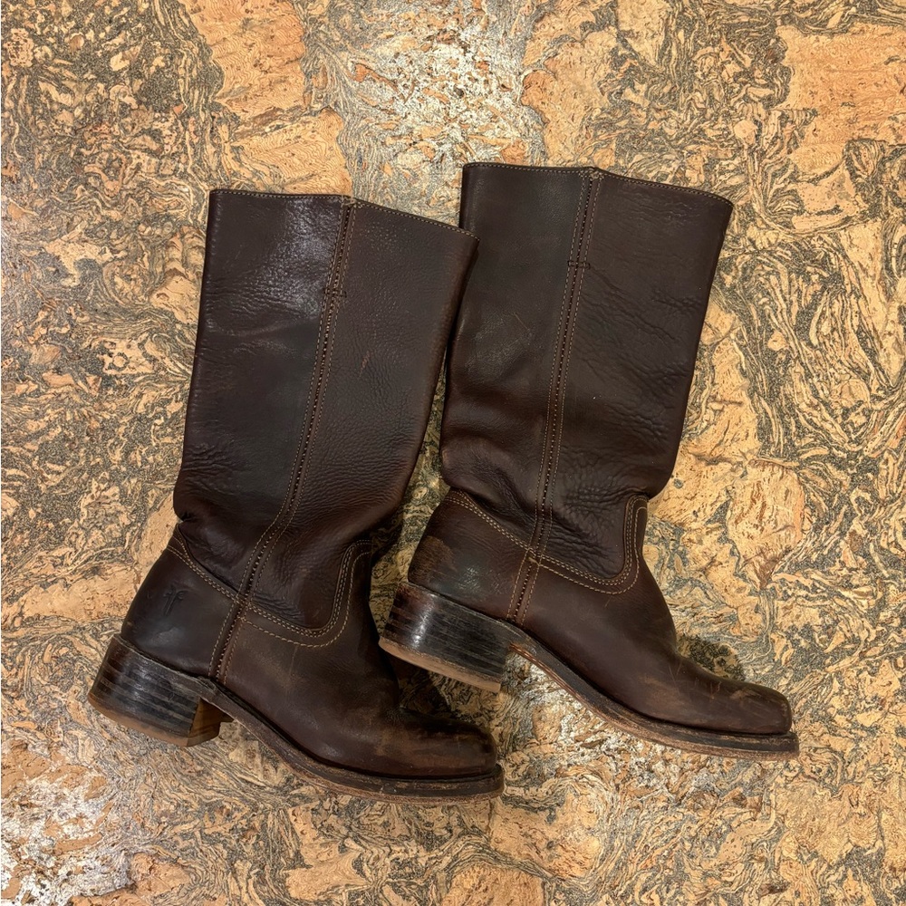 Frye Campus boots in blazer brown